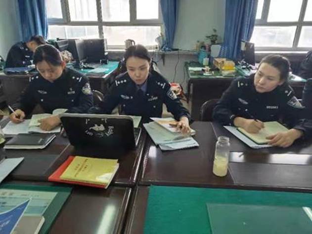 说明: J:\911398223127999443e15463ab63a57.jpg911398223127999443e15463ab63a57