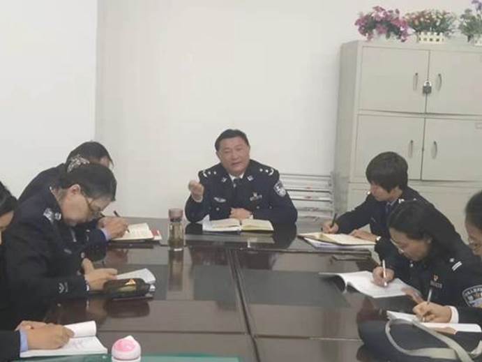 说明: d9ec2ed135d80eee725172af343293b