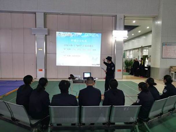 256f476cc0072eb6cd0c877e6a3cf74