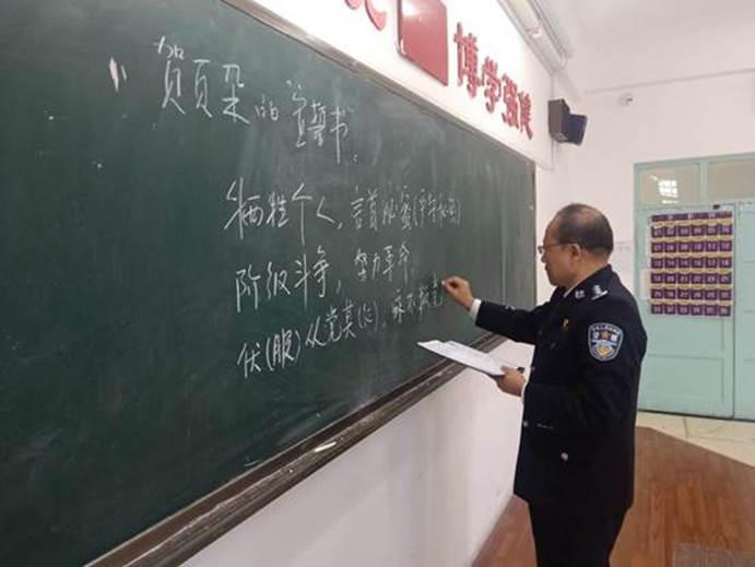 说明: 说明: bbe1b08895523e2d2cfa18af754782b